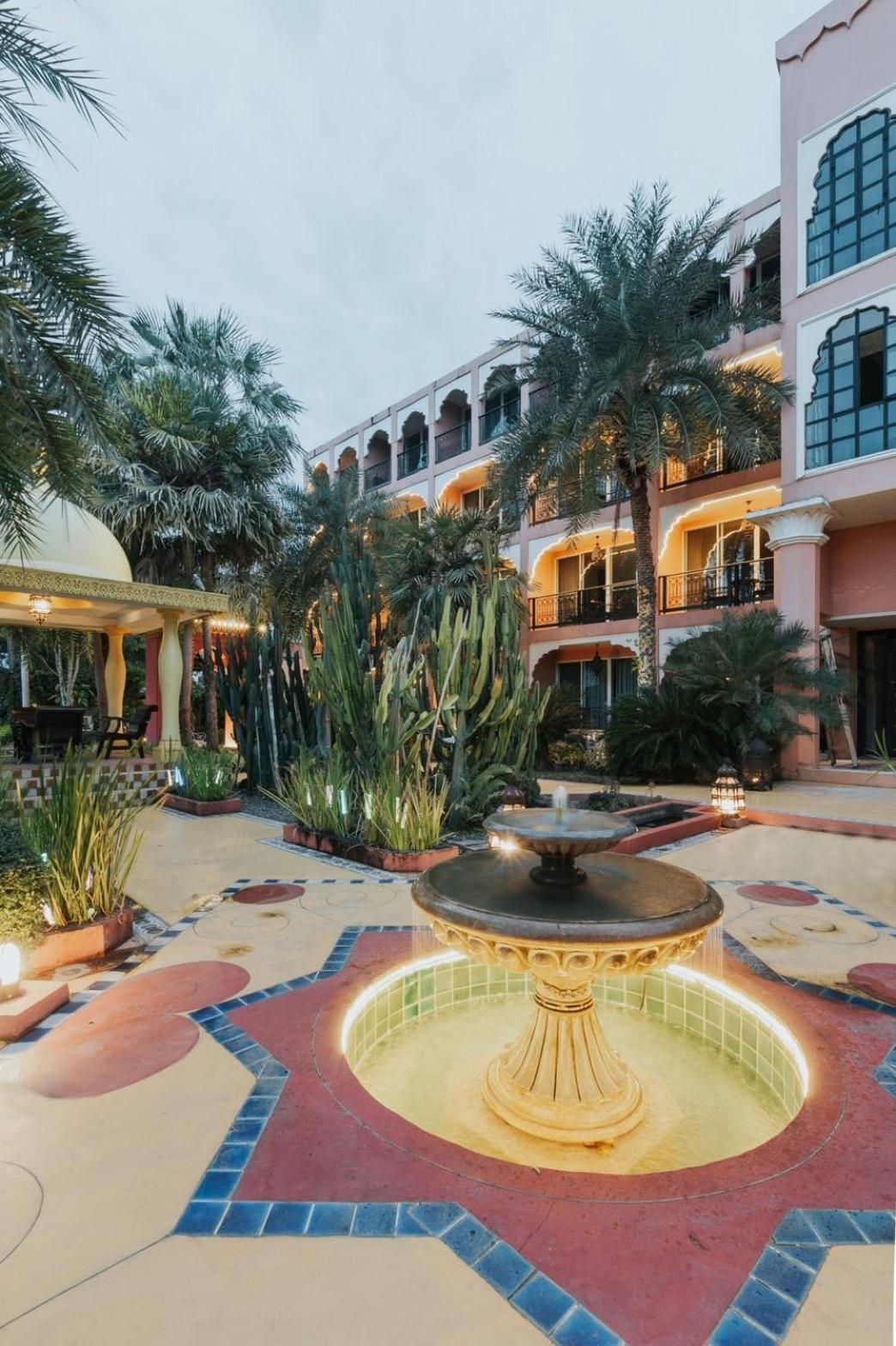Sheik Istana Hotel Chiangmal Chiang Mai Eksteriør billede