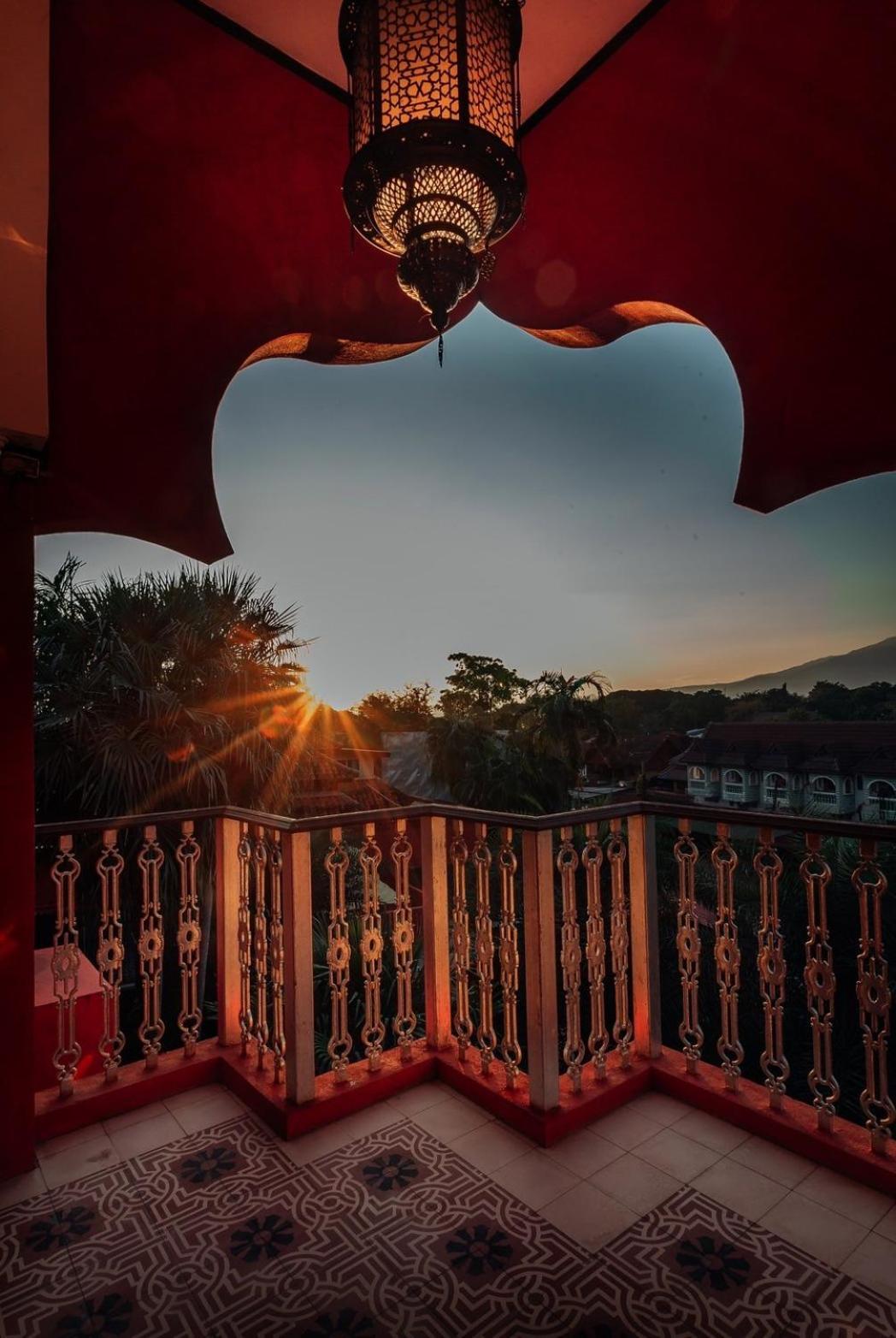 Sheik Istana Hotel Chiangmal Chiang Mai Eksteriør billede